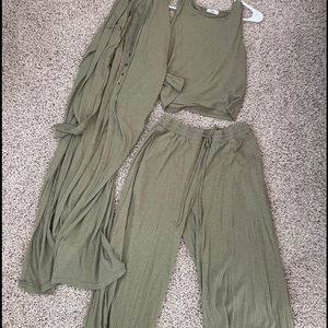 SHOP STEVIE 3 piece set. Size L. Worn once around my house. Paid $70+